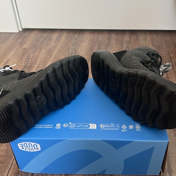 HEYDUDE Reyes Boot Wool Black/Black Size 6 | Women's Boots - Picture 4 of 5